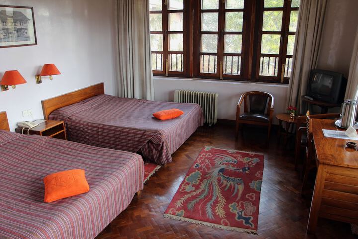 Room 8 of 30