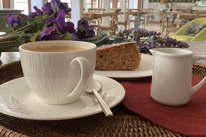 Breakfast/Coffee Service 23 of 33