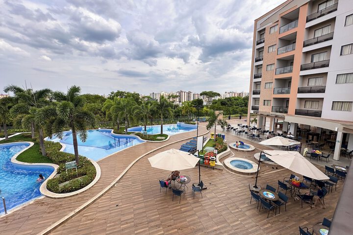 Hotel Pool