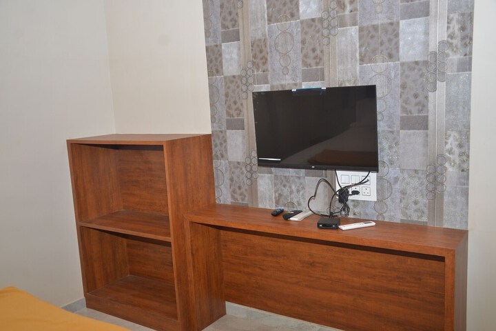 Room 10 of 39