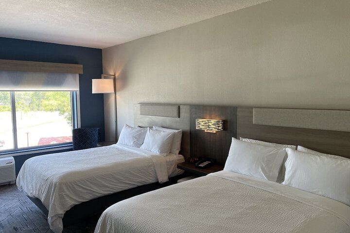 Room 13 of 50