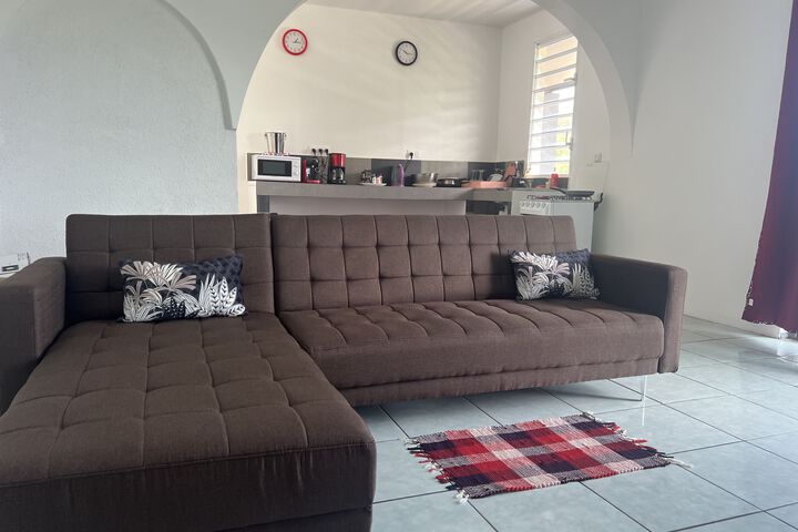 Room 10 of 17