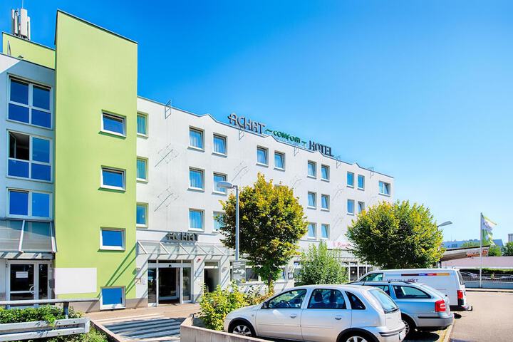 Hotel 59 of 61