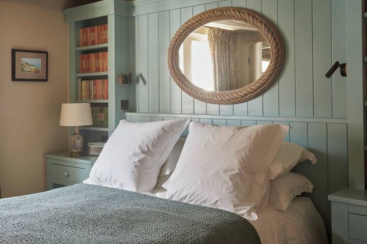 Room 10 of 75