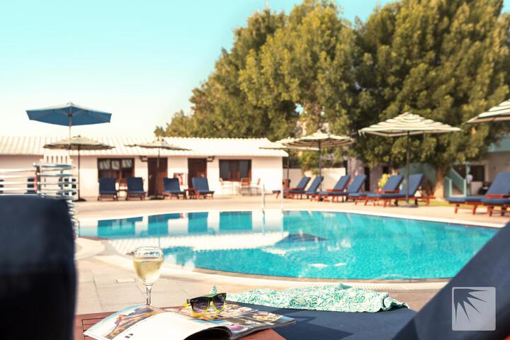 Pool 37 of 40