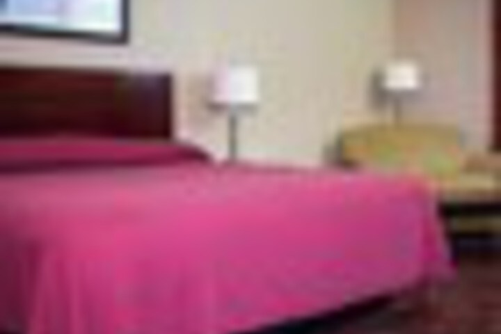 Room 17 of 48