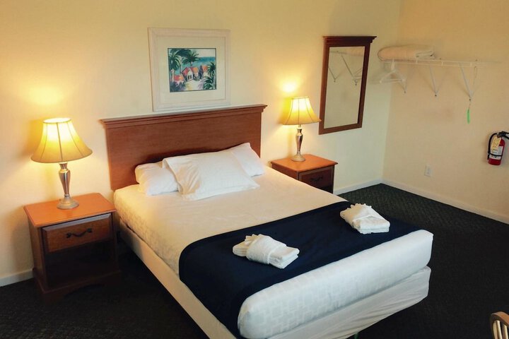 Room 22 of 48