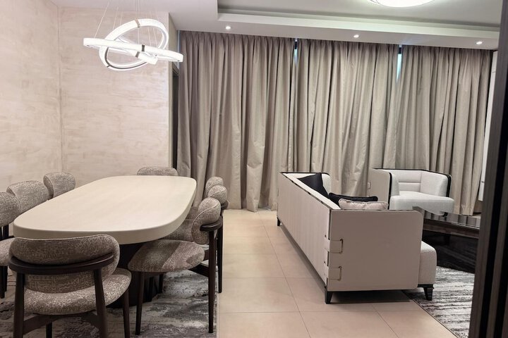 Room 49 of 121