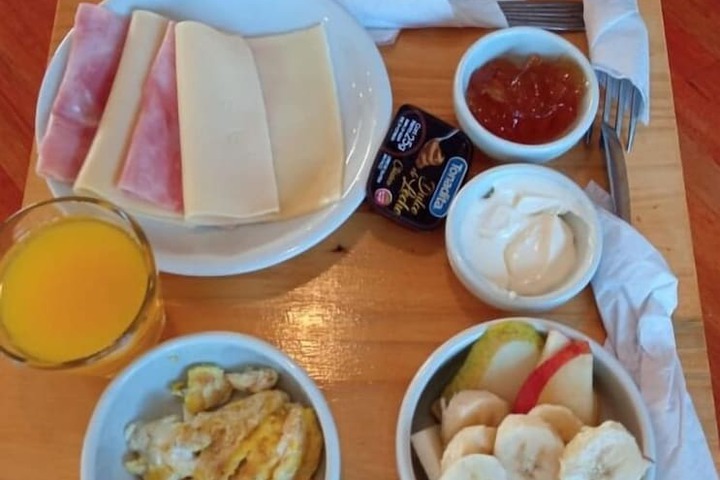 Breakfast/Coffee Service 33 of 37