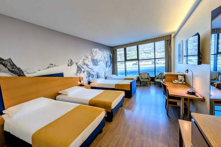 Room 26 of 57