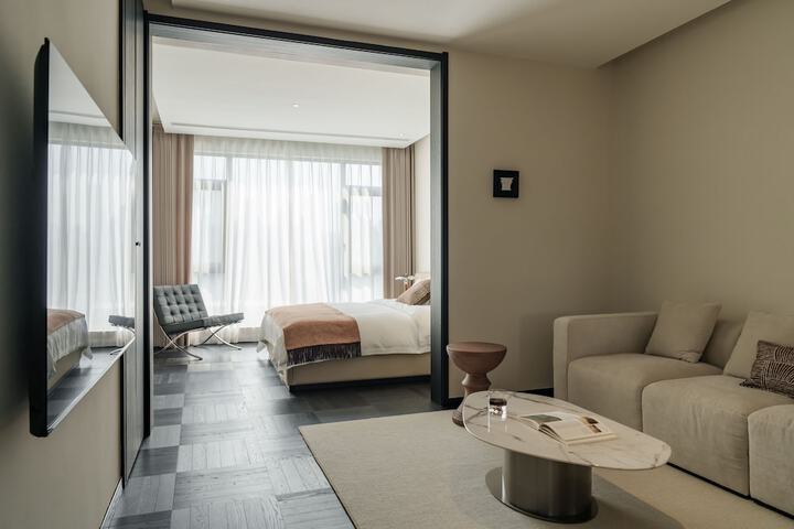 Room 7 of 45