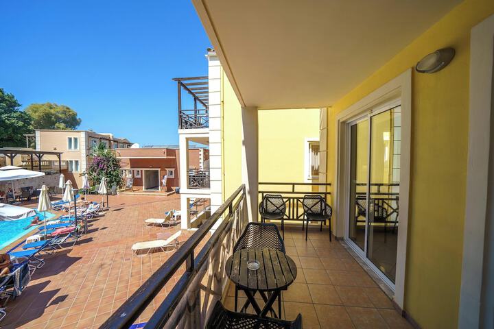 Hotel 168 of 179