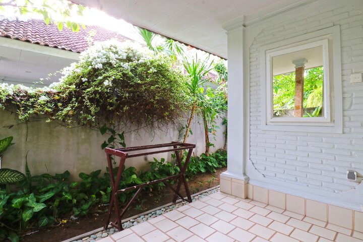 Room 10 of 72