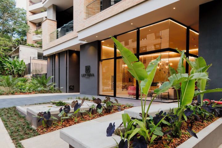 Exterior of Lettera Hotel