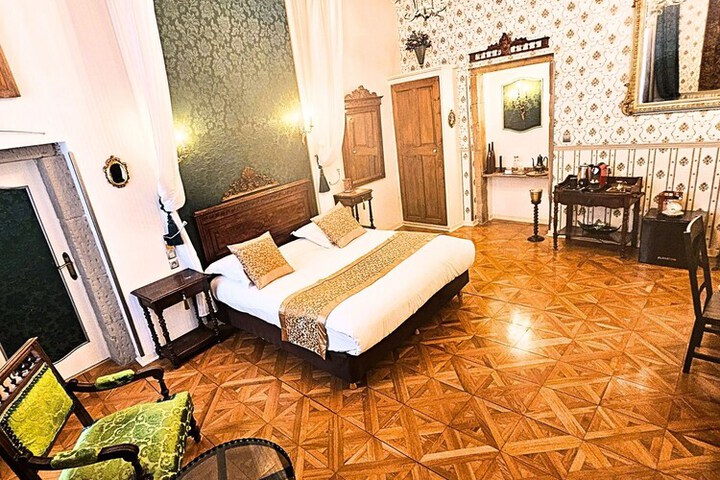 Room 48 of 88