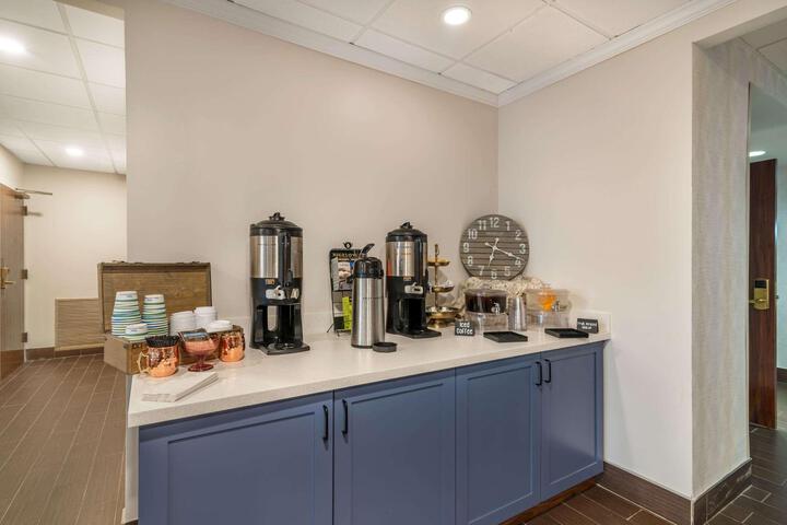 Hotel Interior 12 of 101