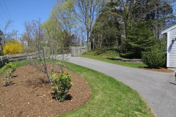 Property Grounds 18 of 25