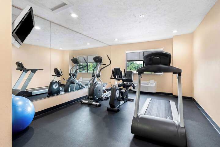 Hotel with Gym
