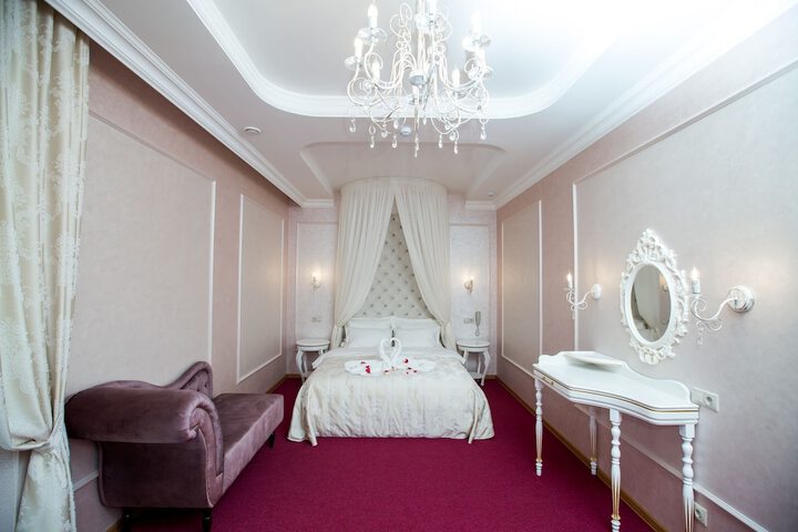 Room 12 of 78