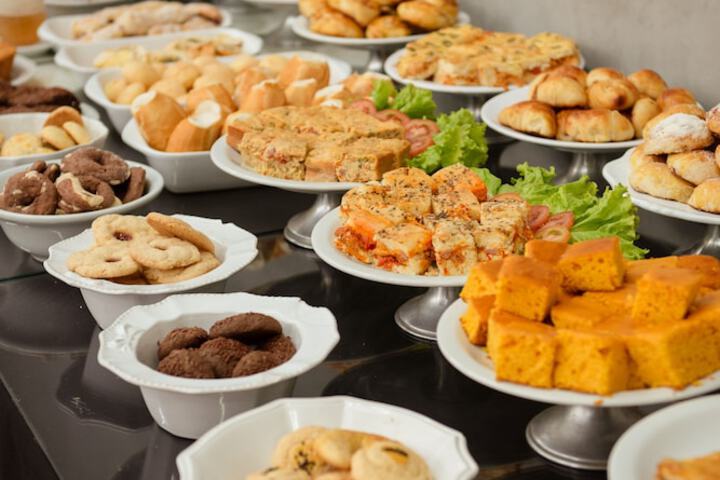 Breakfast/Coffee Service 19 of 28