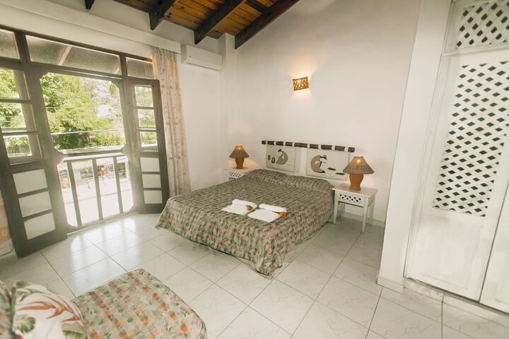 Room 16 of 22