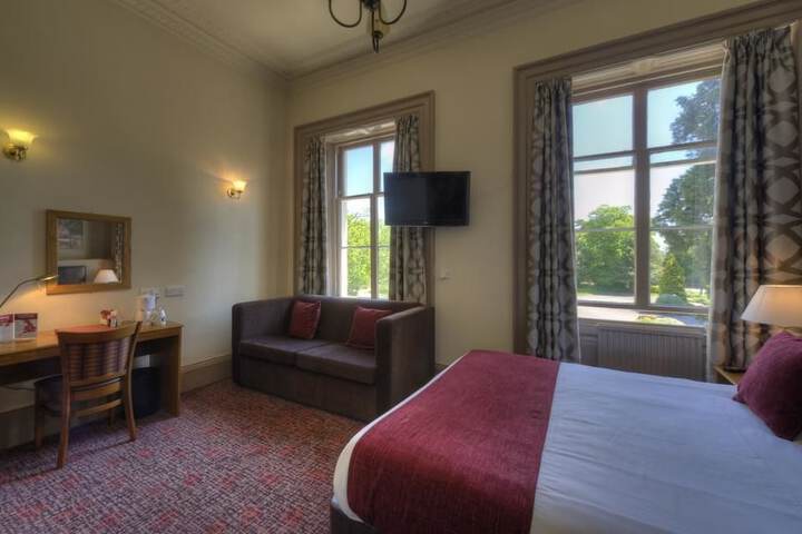 Room 7 of 46