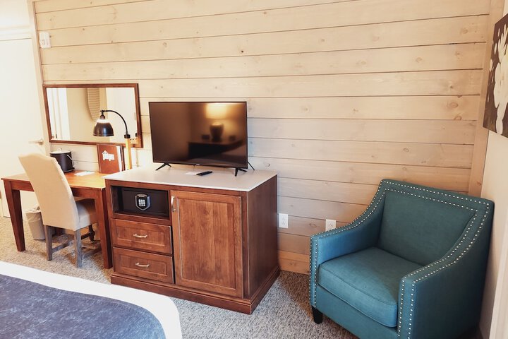 Room 30 of 87