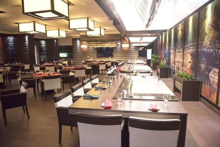 Dining 38 of 65