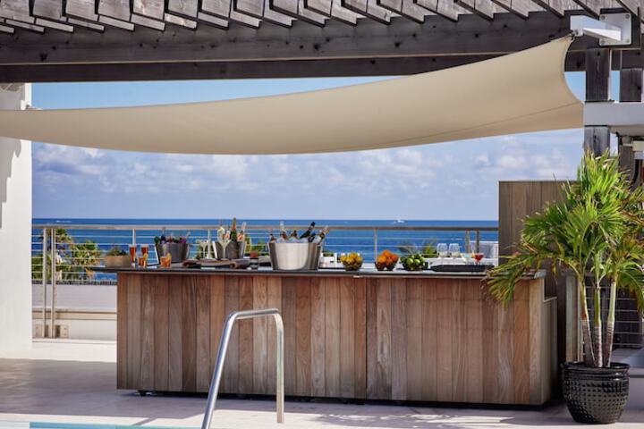 Rooftop pool