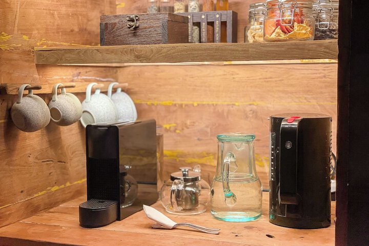 Breakfast/Coffee Service 164 of 297