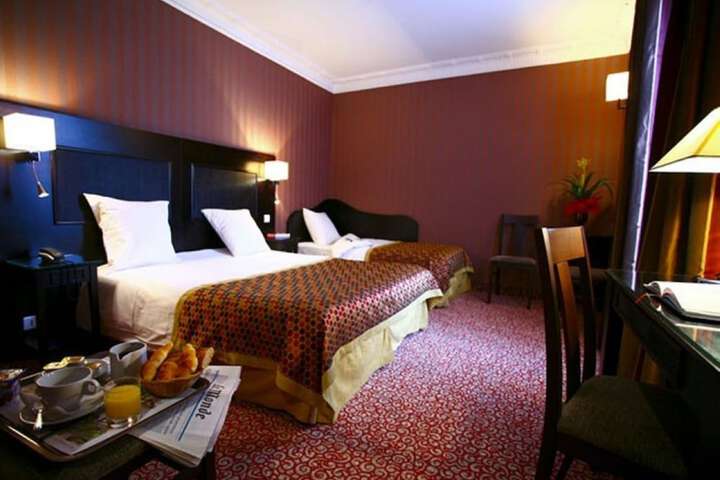 Room 4 of 29