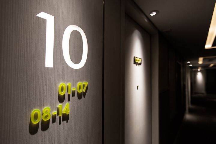 Ballroom/Hall 66 of 87
