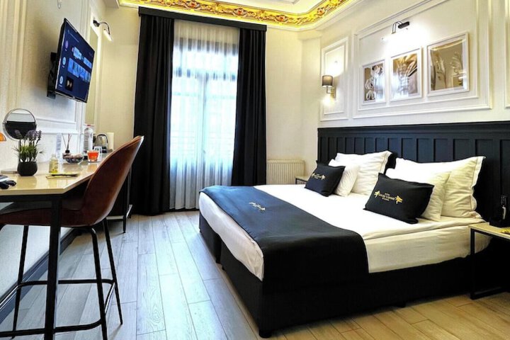 Room 45 of 74