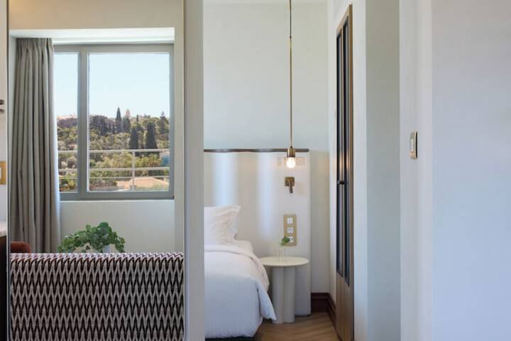 Room 70 of 110