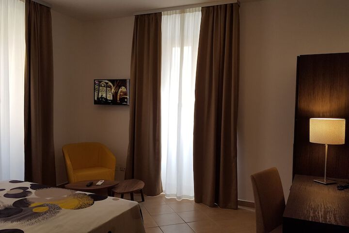 Room 16 of 41