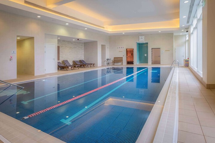 Pool 32 of 55
