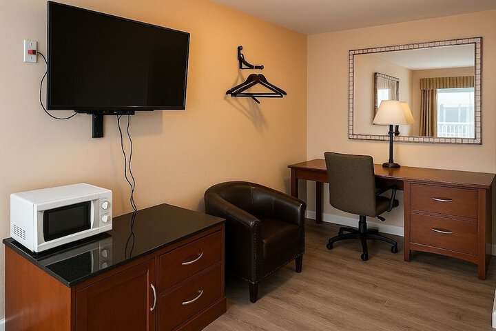 Room 13 of 24