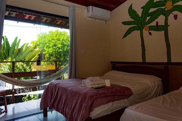 Room 2 of 28