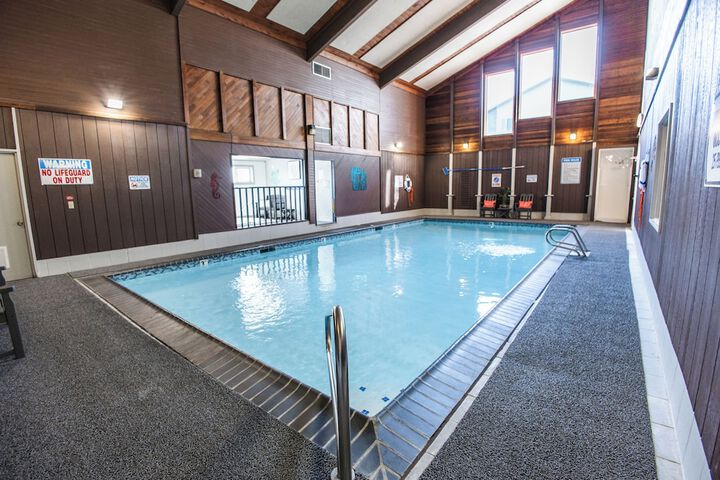 Swimming pool at The Canterbury Inn