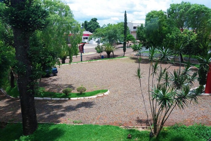 Property Grounds 25 of 28