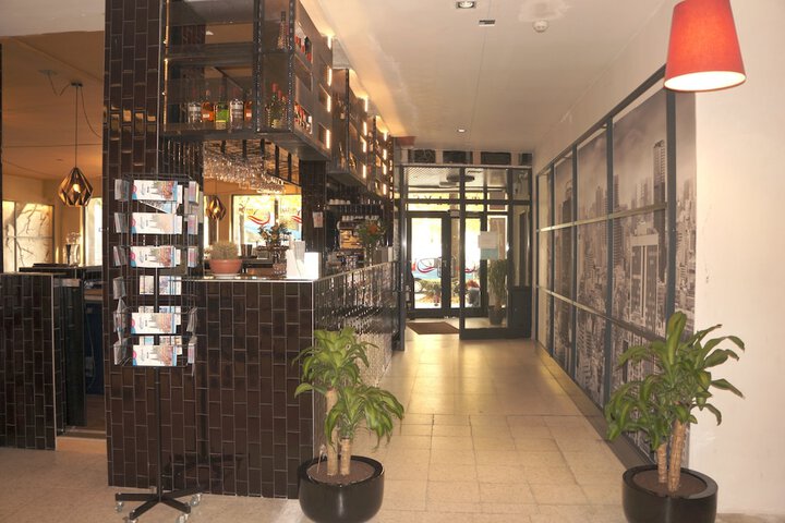 Hotel 2 of 23