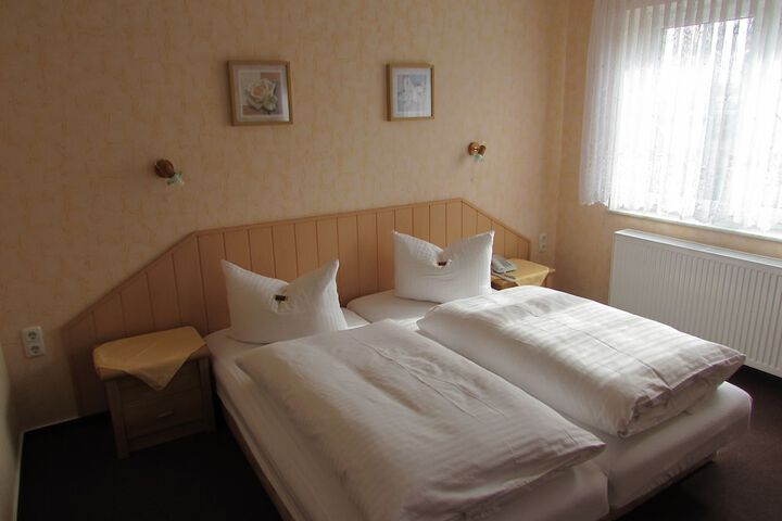 Room 21 of 65