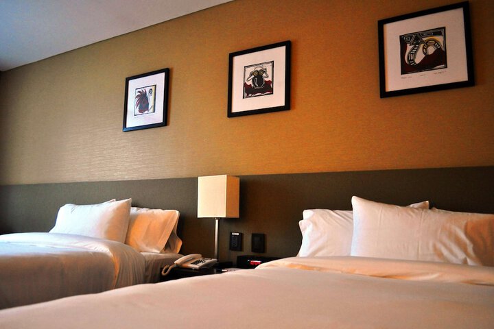 Room 12 of 70