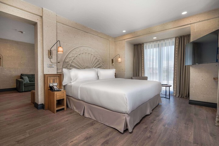 Room 32 of 88