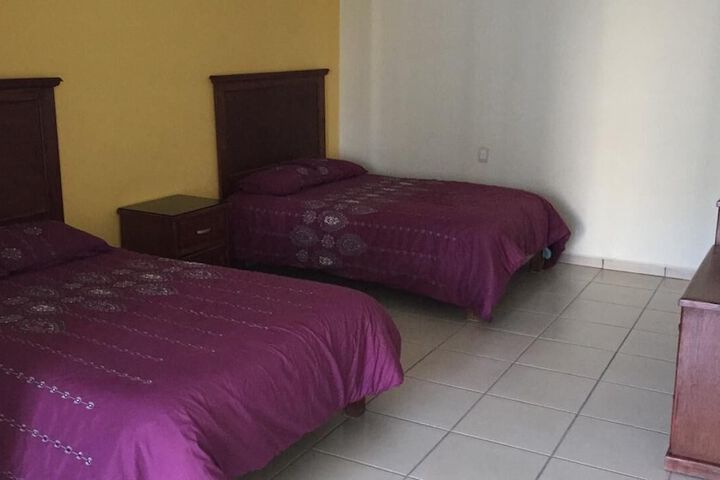 Room 5 of 17