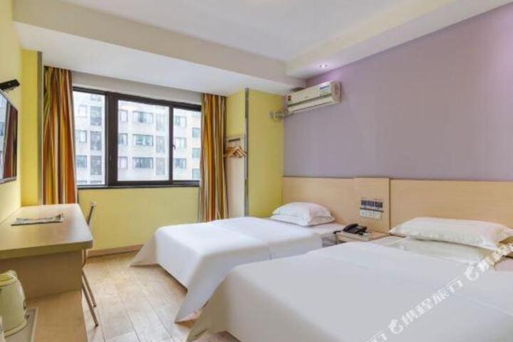 7days Premium Jinan Honglou West Road North Gate of Shandong University