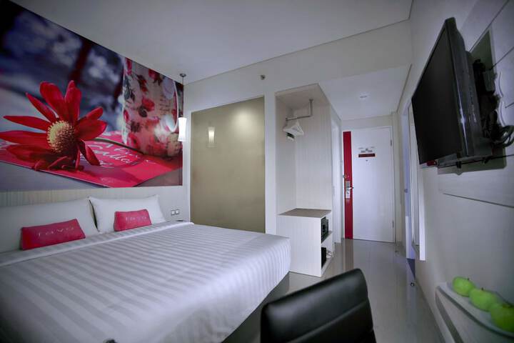 Room 10 of 27