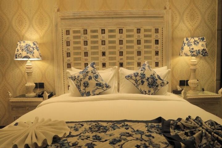 Room 6 of 26