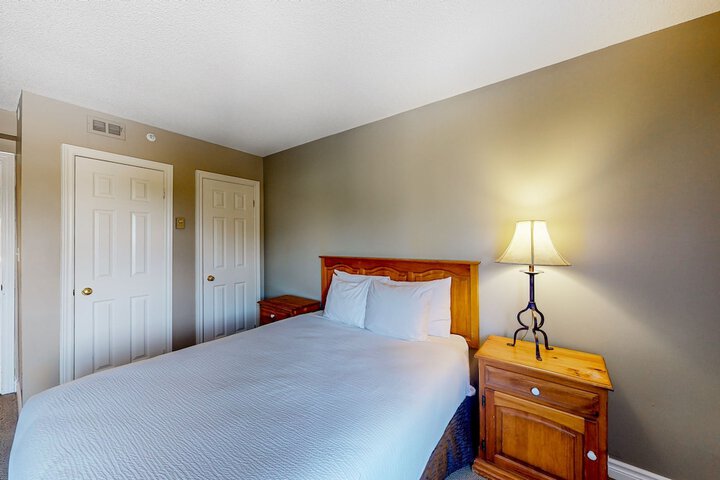Room 52 of 457