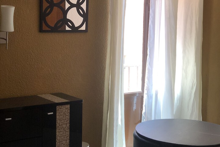 Room 9 of 44